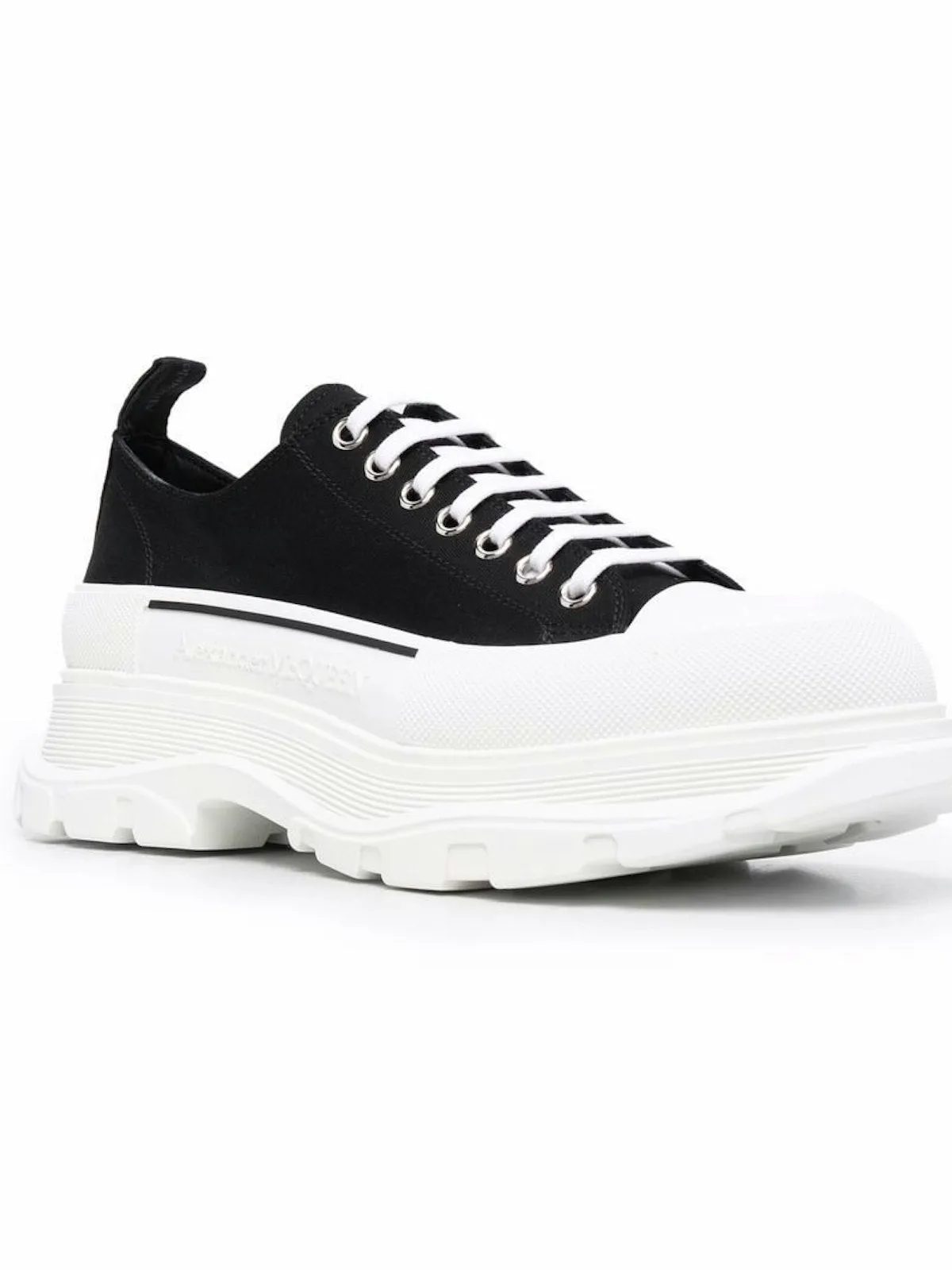 BLACK/WHITE TREAD SLICK SHOES