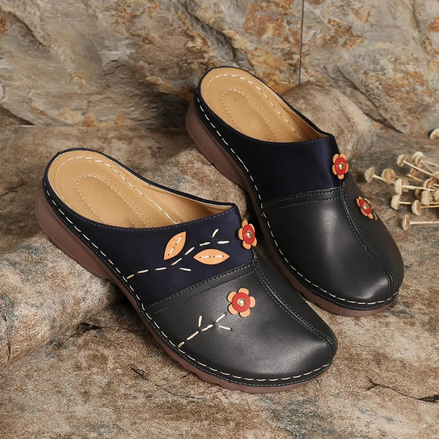 Clogs for Women Mules Shoes Closed Toe Clogs Comfortable Open Back Slip Ons Flower Low Wedge Sandals Orthopedic Backless Mules with Arch Support