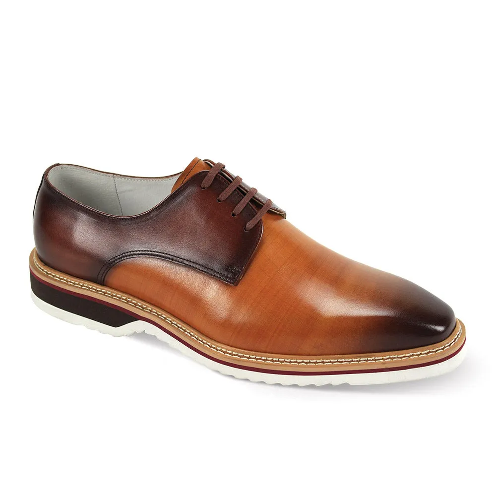 Giovanni Reggie Patina Two-Tone Derby Shoes