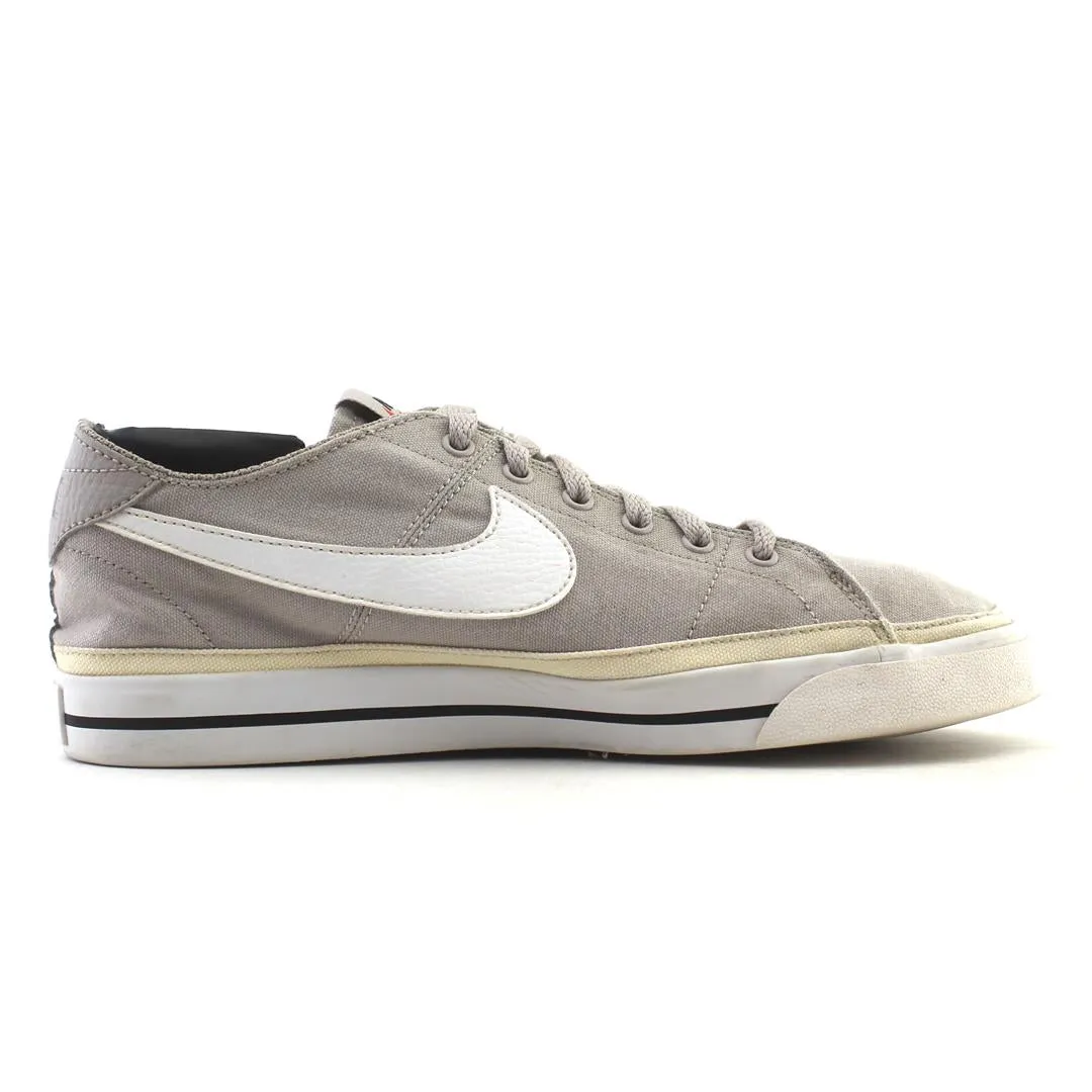 NIKE COURT LEGACY CANVAS